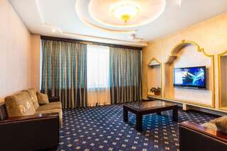 Отель Royal Palace Hotel Алматы Люкс-4